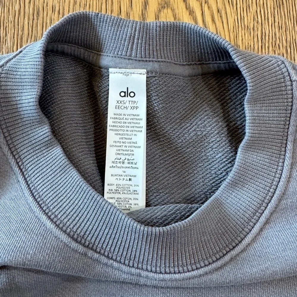 ALO Yoga Gray Crop Top